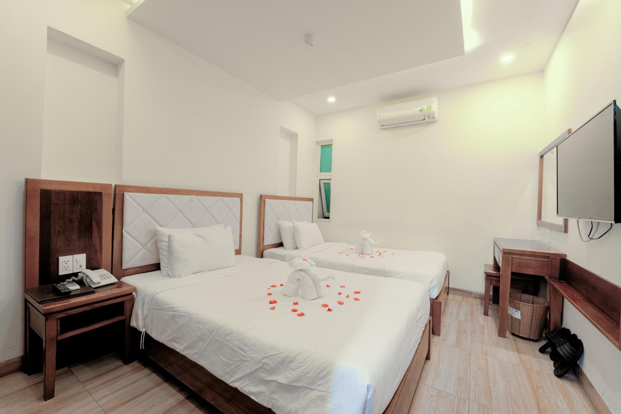 DaNa Sailing Hotel Da Nang Bagian luar foto
