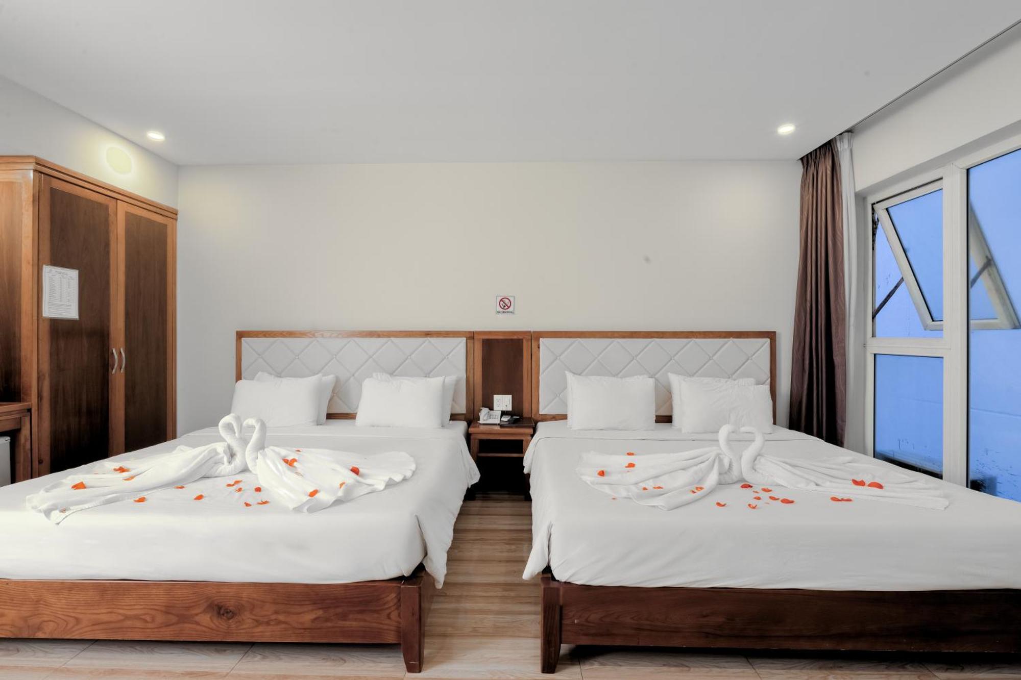 DaNa Sailing Hotel Da Nang Bagian luar foto