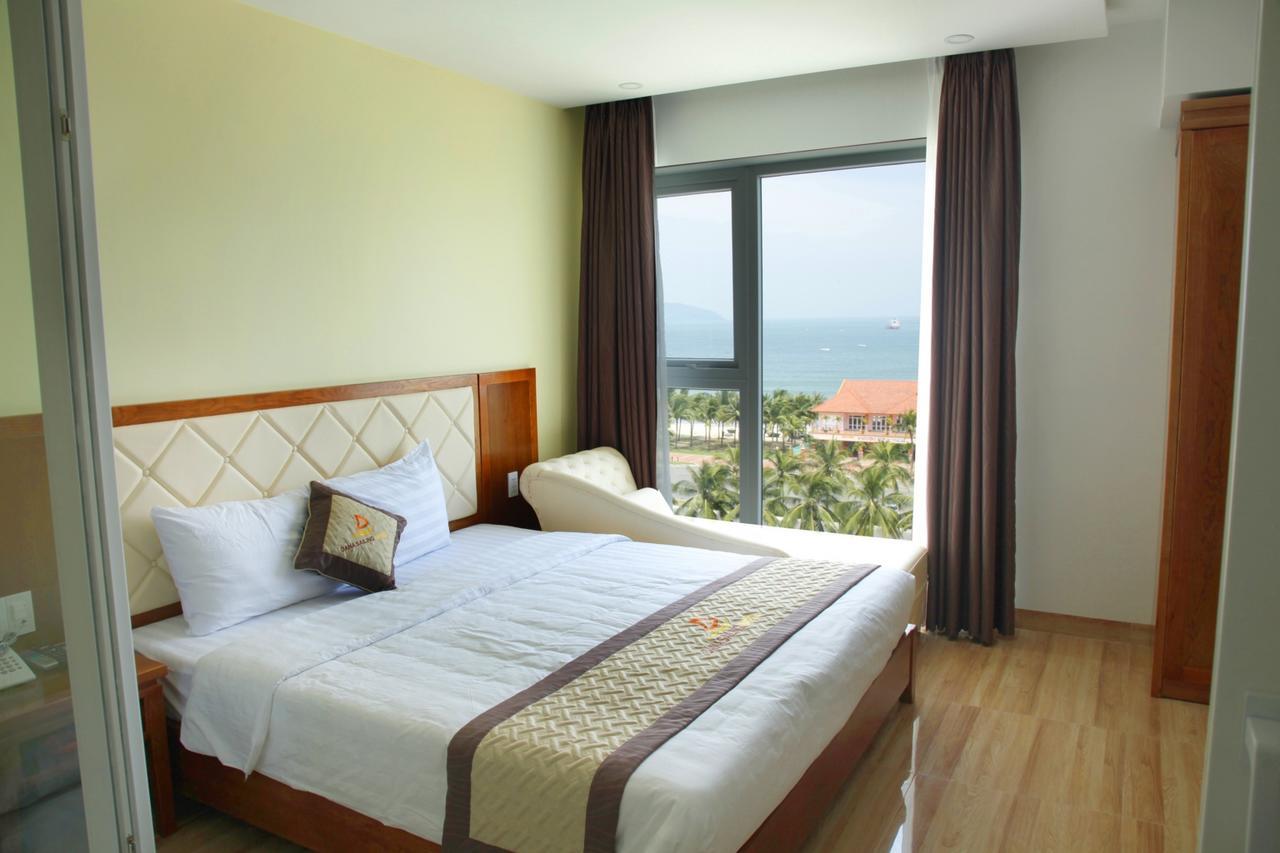 DaNa Sailing Hotel Da Nang Bagian luar foto