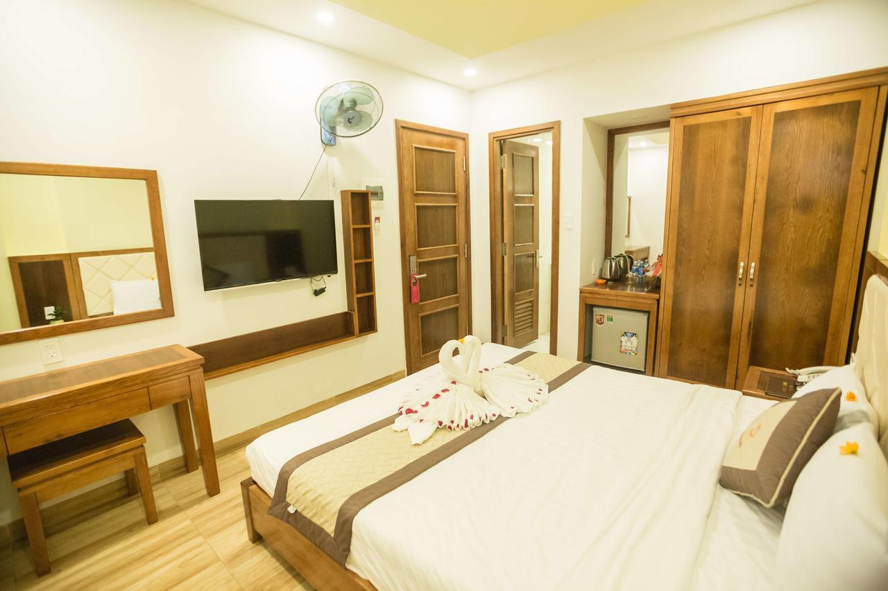 DaNa Sailing Hotel Da Nang Bagian luar foto